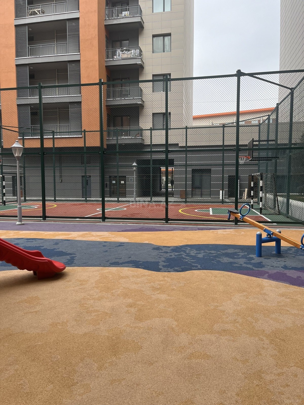 3 otaqlı Yeni tikili, Ağ şəhər q., Bakı
