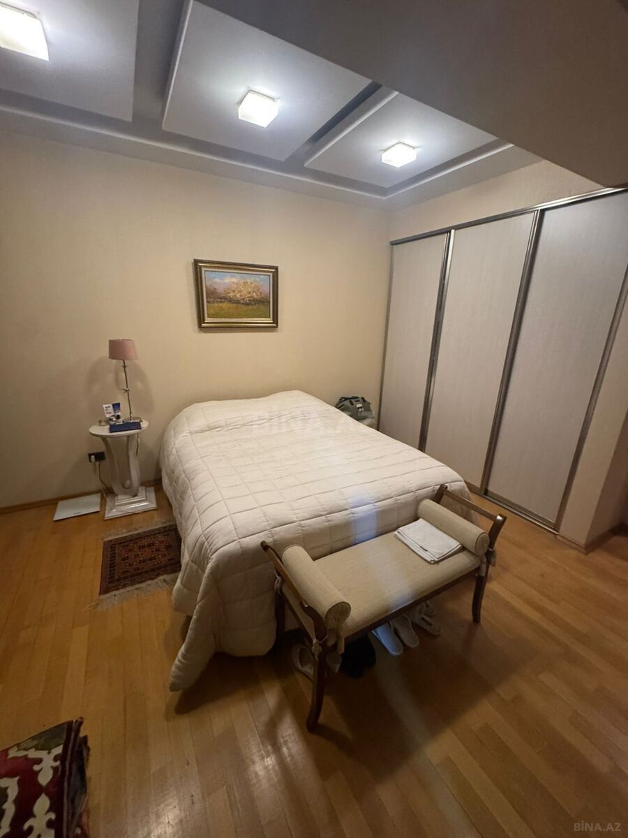 4 otaqlı Yeni tikili, Nizami m., Bakı