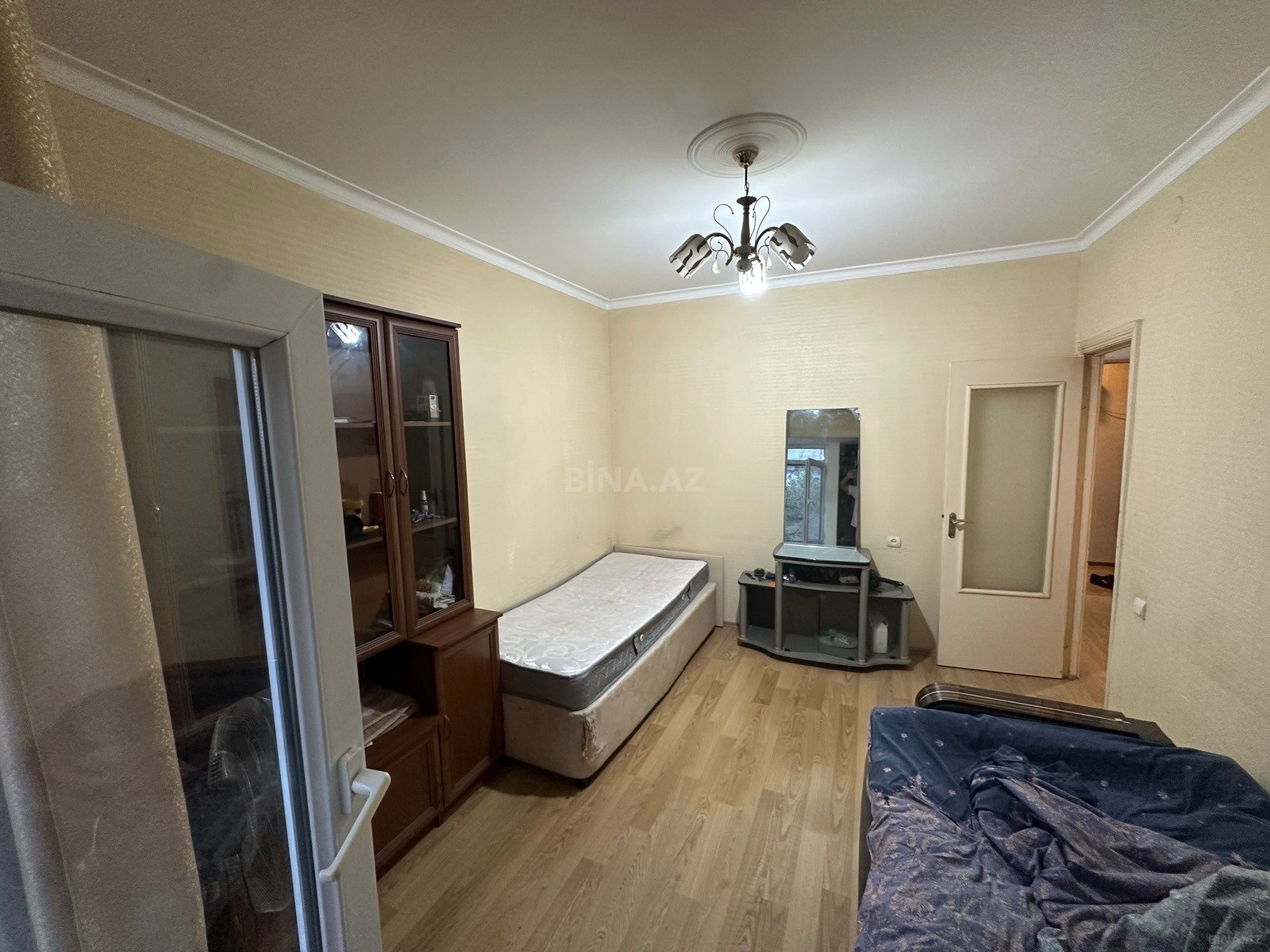 2 otaqlı Köhnə tikili, Əhmədli m., Bakı