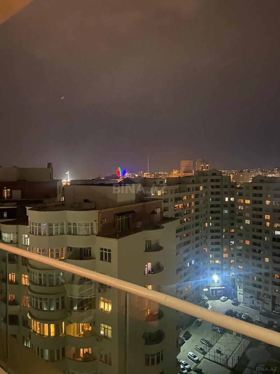 2 otaqlı Yeni tikili, 8 Noyabr m., Bakı