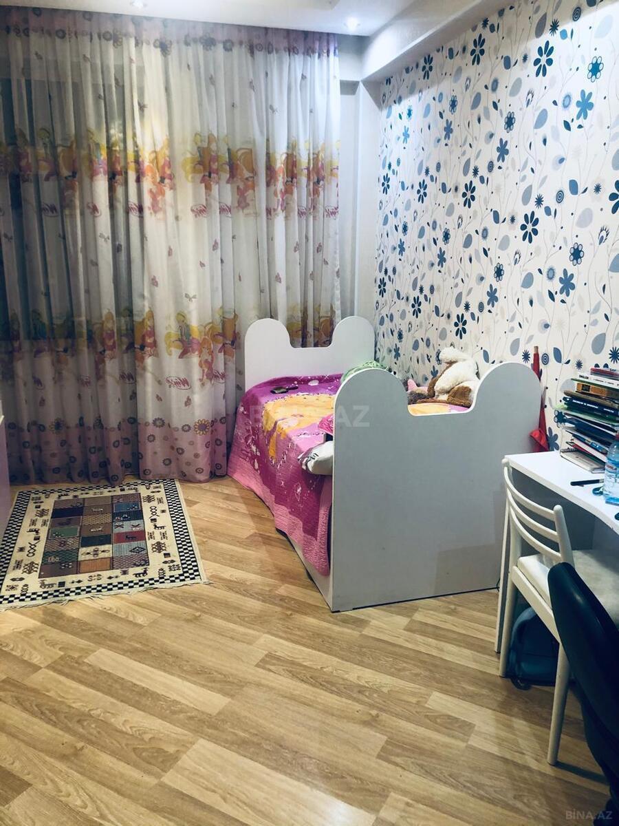 3 otaqlı Yeni tikili, İnşaatçılar m., Bakı