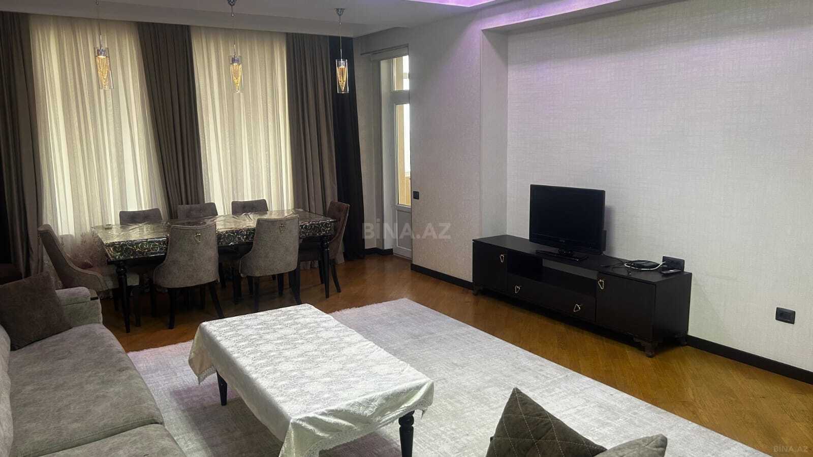 3 otaqlı Yeni tikili, Nizami r., Bakı