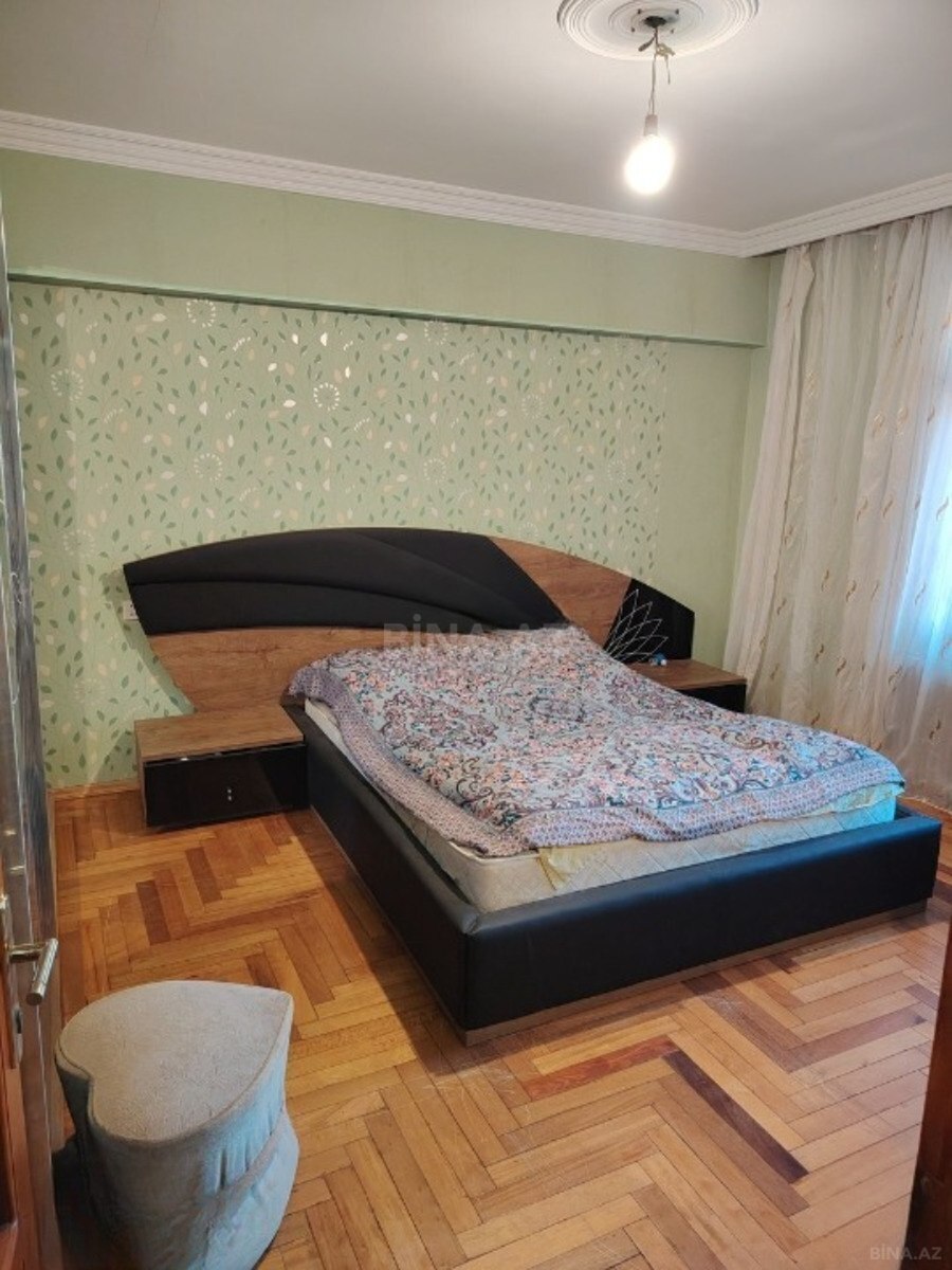 3 otaqlı Köhnə tikili, Əhmədli m., Bakı