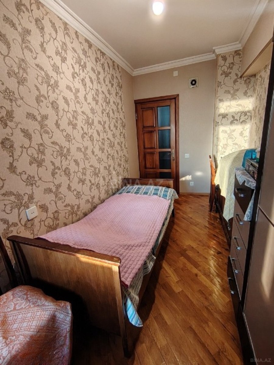 3 otaqlı Köhnə tikili, Əhmədli m., Bakı