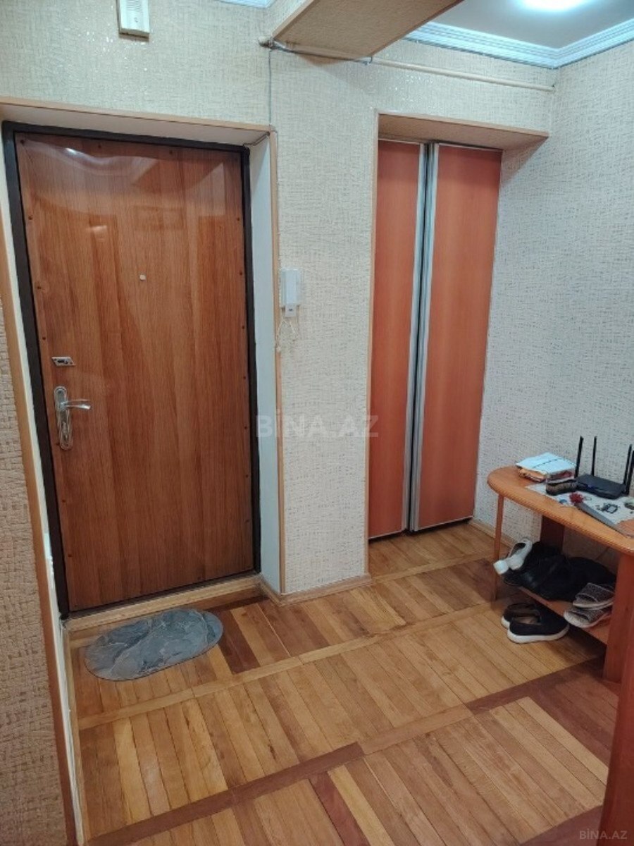 3 otaqlı Köhnə tikili, Əhmədli m., Bakı