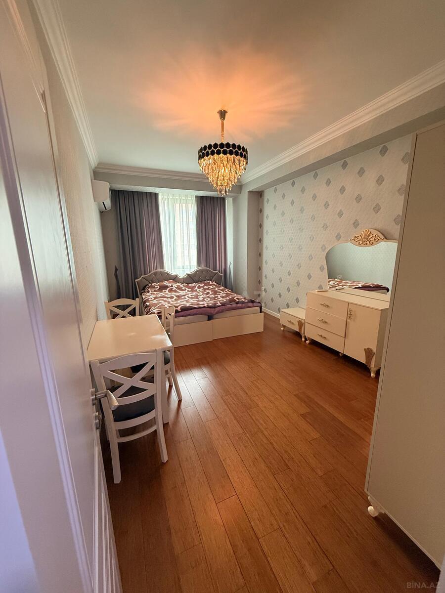3 otaqlı Yeni tikili, 8 Noyabr m., Bakı