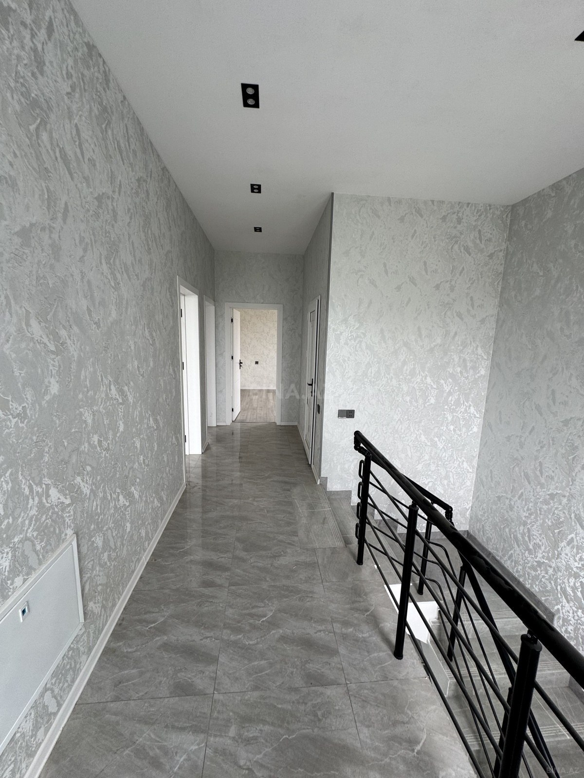 4 otaqlı Həyət evi/Bağ evi, Binə q., Bakı