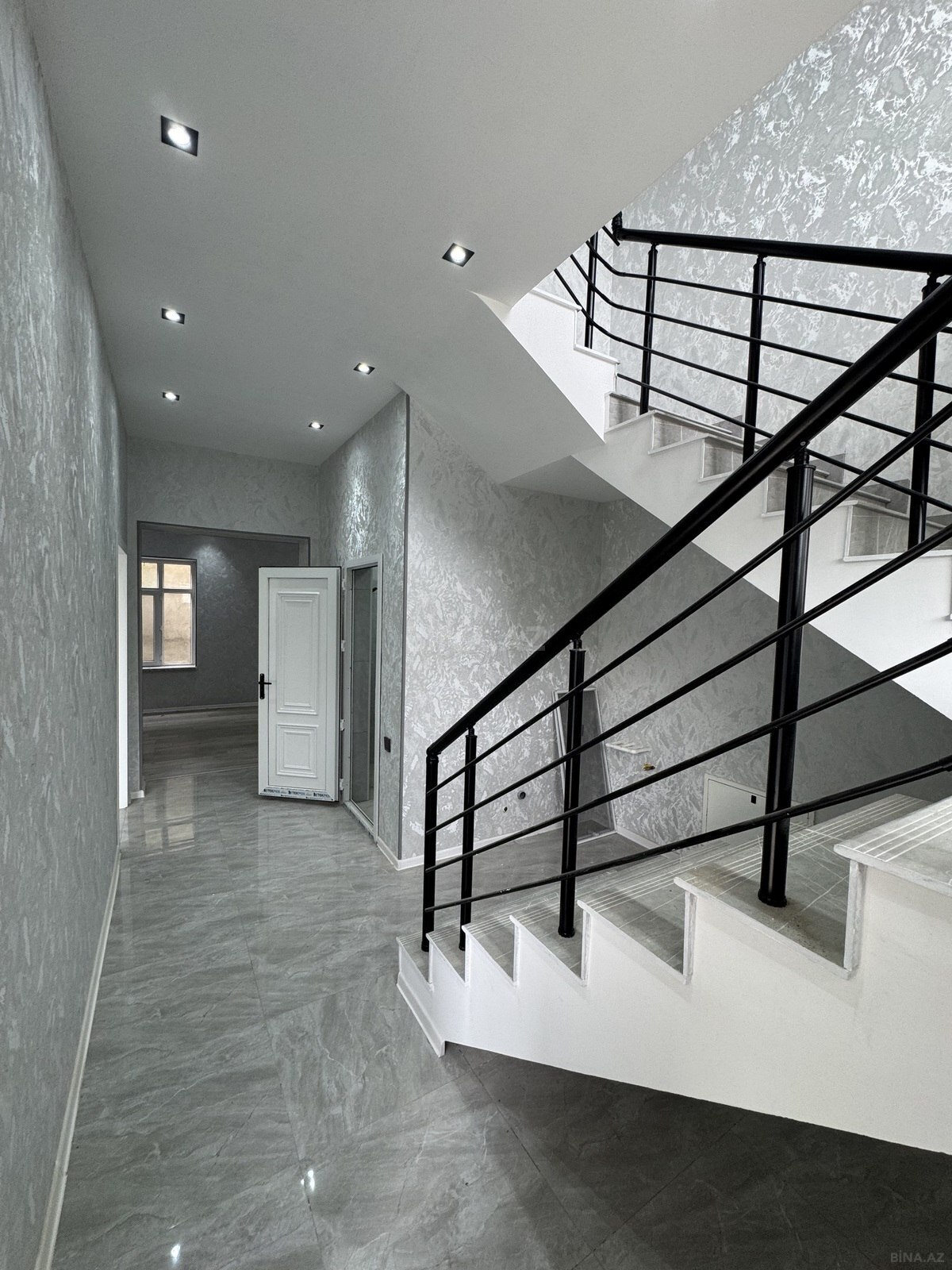 4 otaqlı Həyət evi/Bağ evi, Binə q., Bakı