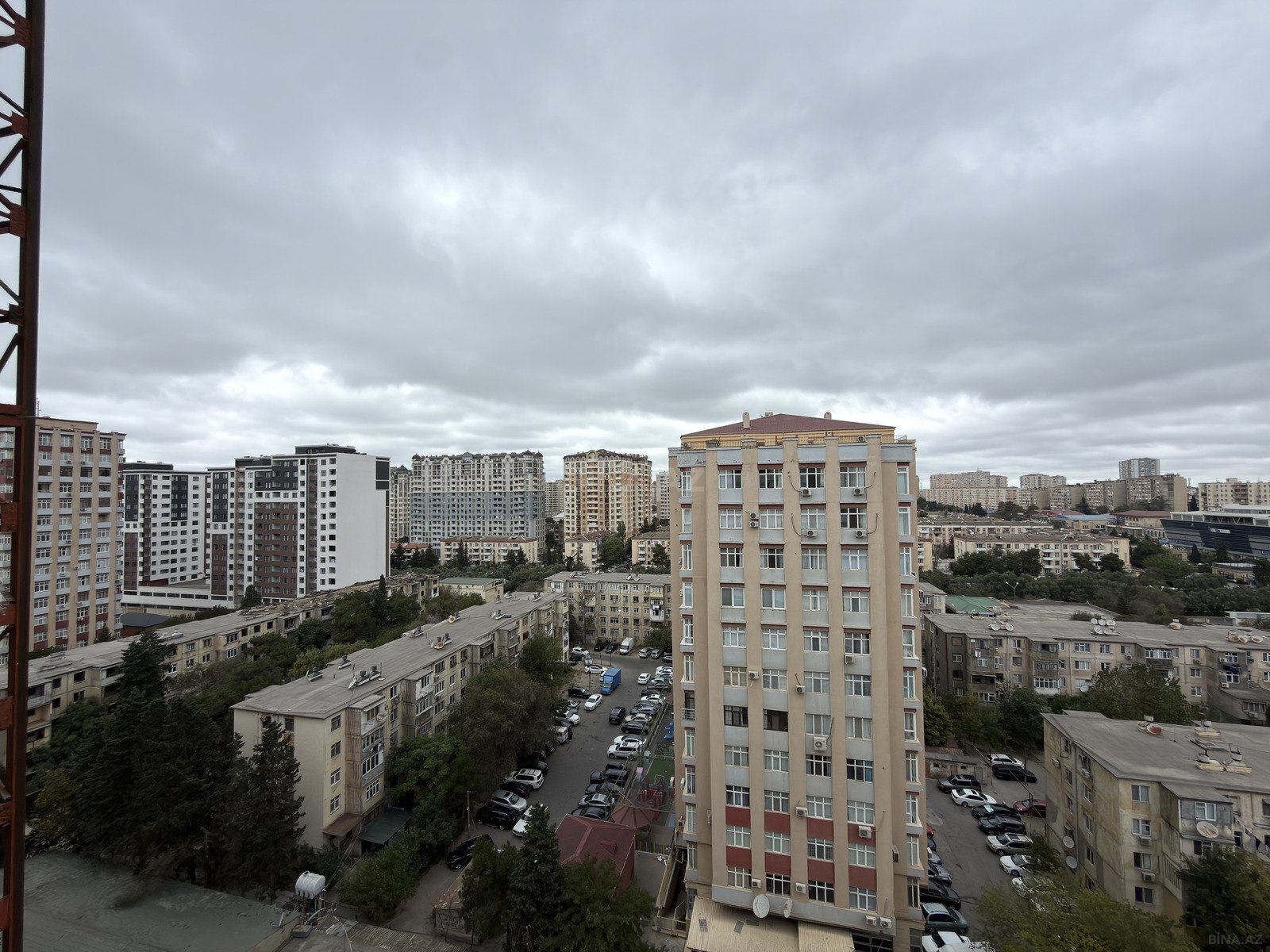 2 otaqlı Yeni tikili, Neftçilər m., Bakı