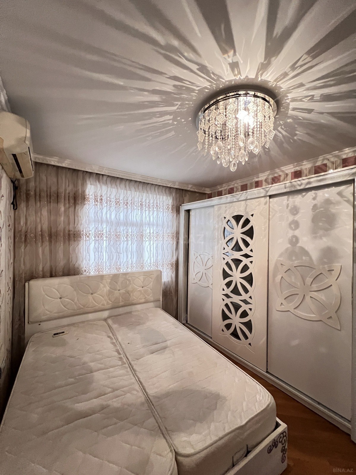 5 otaqlı Köhnə tikili, Əhmədli m., Bakı