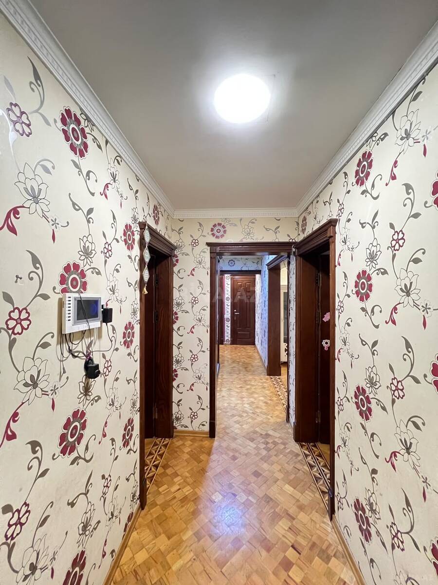 5 otaqlı Köhnə tikili, Əhmədli m., Bakı