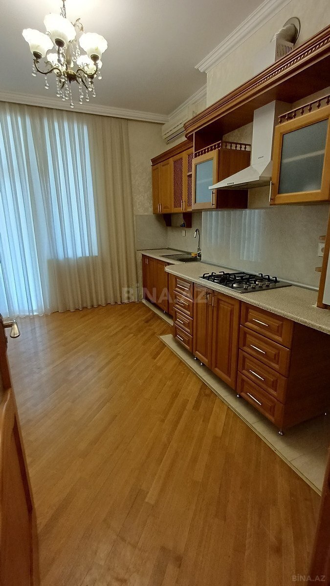 2 otaqlı Yeni tikili, Şah İsmayıl Xətai m., Bakı
