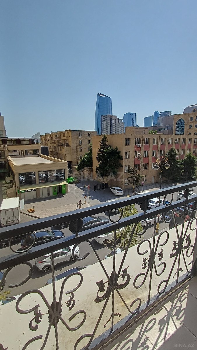 2 otaqlı Yeni tikili, Şah İsmayıl Xətai m., Bakı