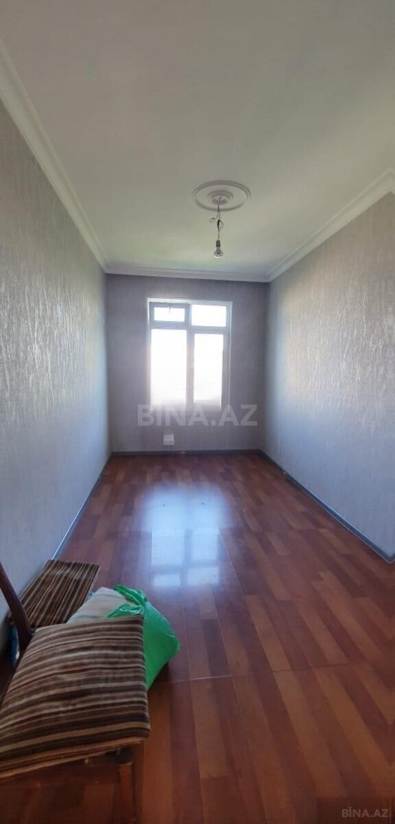 2 otaqlı Köhnə tikili, Memar Əcəmi m., Bakı