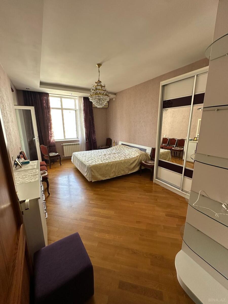 3 otaqlı Yeni tikili, 8 Noyabr m., Bakı