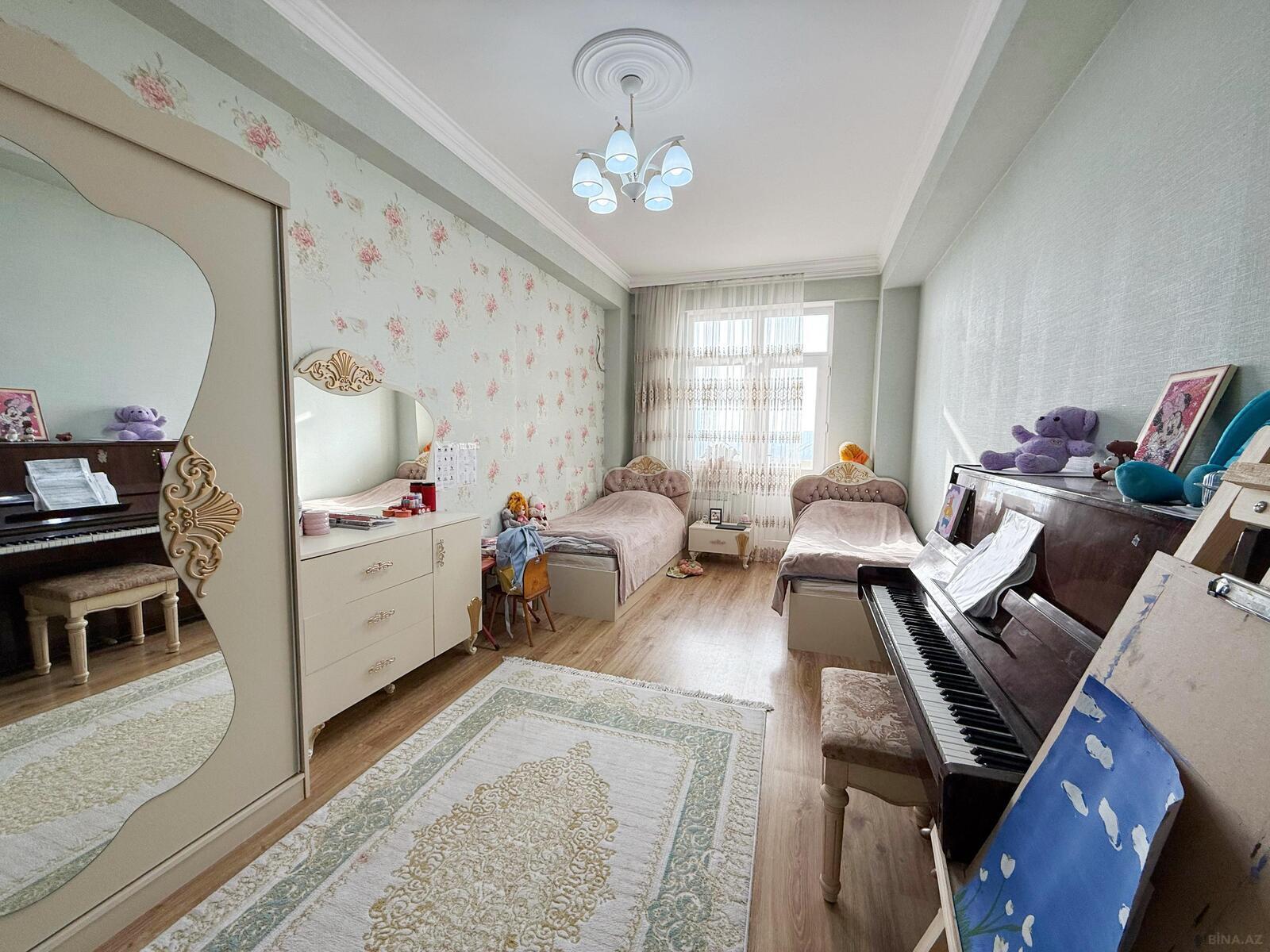 3 otaqlı Yeni tikili, Qara Qarayev m., Bakı
