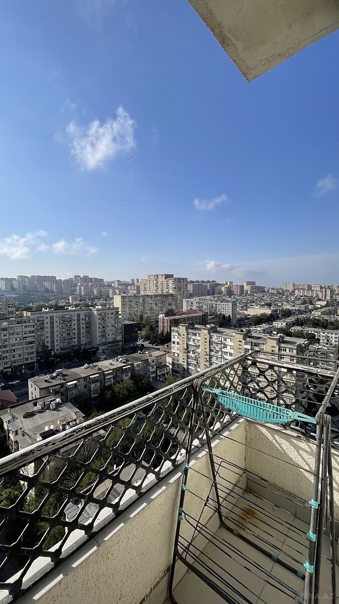 3 otaqlı Yeni tikili, İnşaatçılar m., Bakı