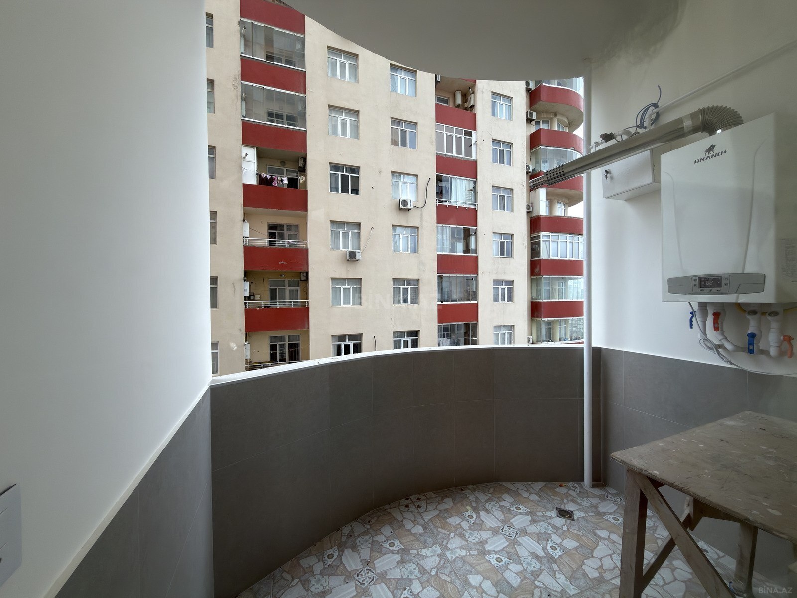 3 otaqlı Yeni tikili, Neftçilər m., Bakı
