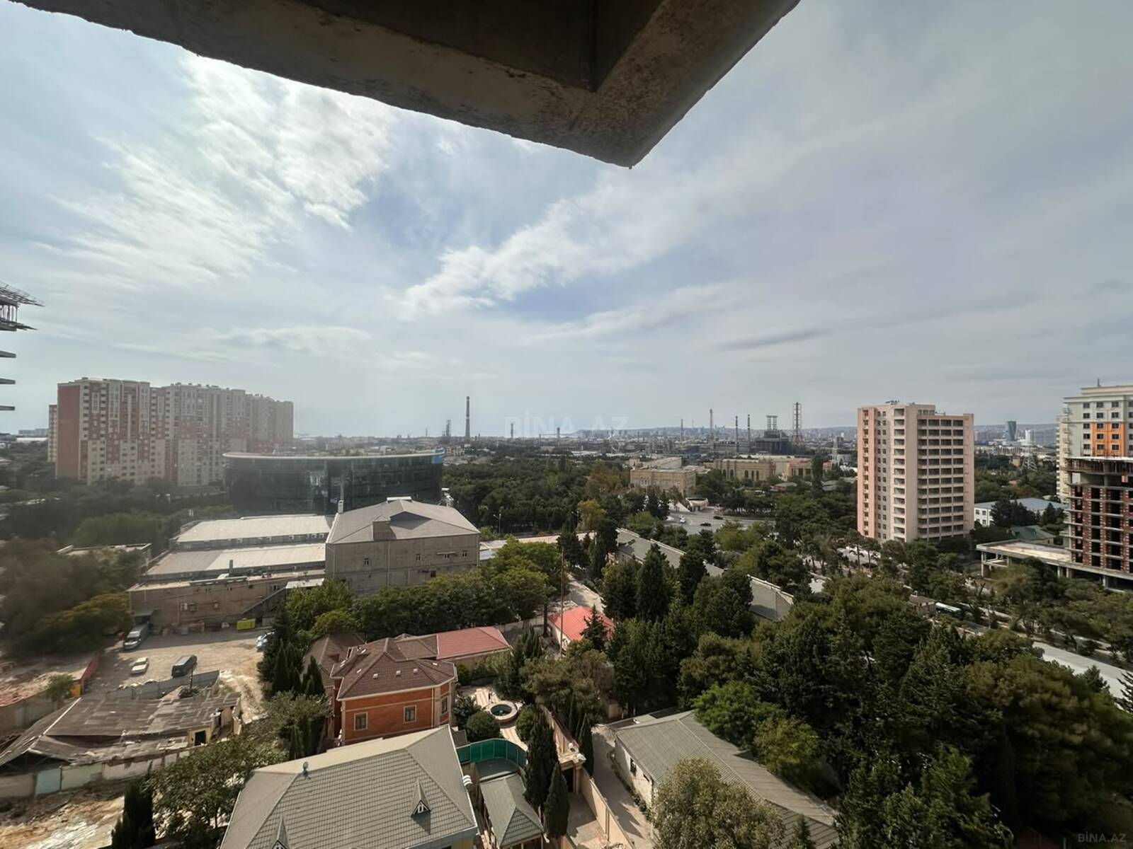 3 otaqlı Yeni tikili, Qara Qarayev m., Bakı