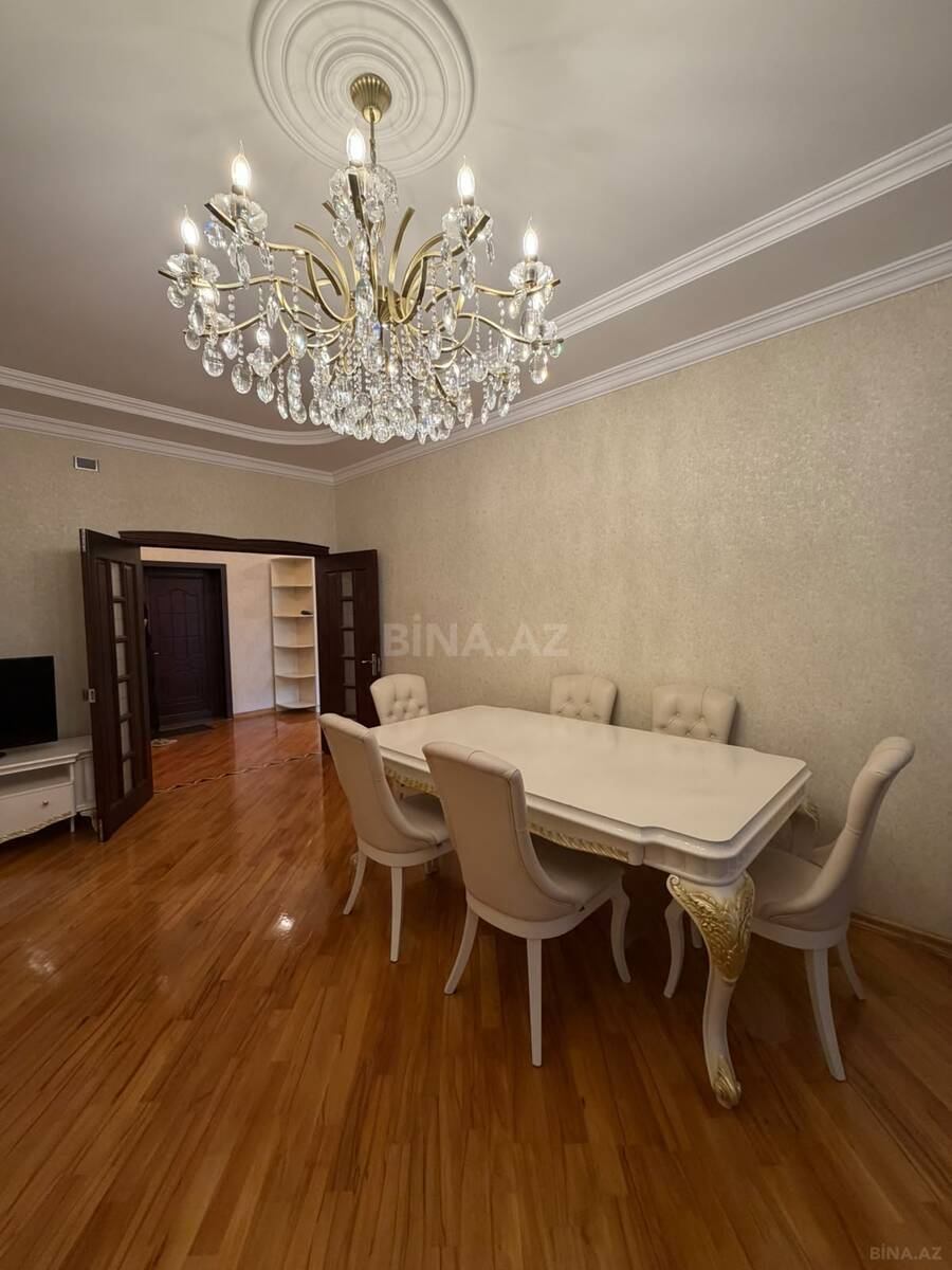 3 otaqlı Yeni tikili, İnşaatçılar m., Bakı