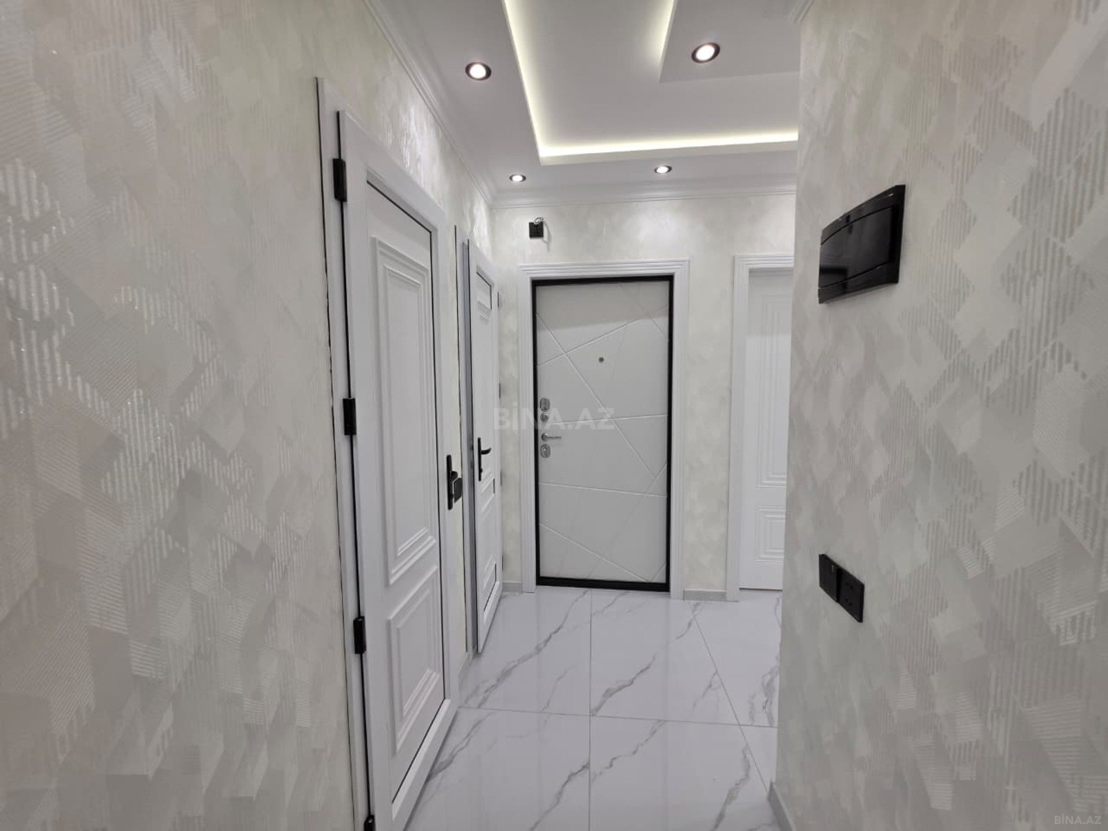 3 otaqlı Köhnə tikili, Yeni Günəşli q., Bakı