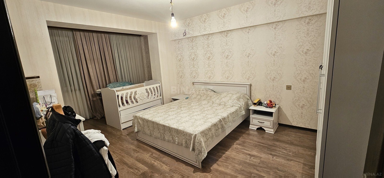 3 otaqlı Köhnə tikili, Qara Qarayev m., Bakı
