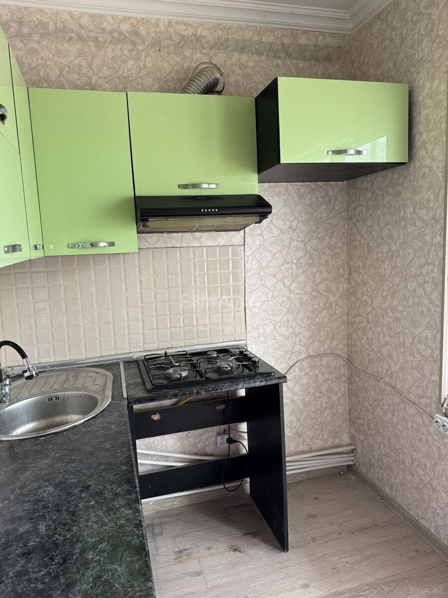 1 otaqlı Köhnə tikili, Yeni Günəşli q., Bakı