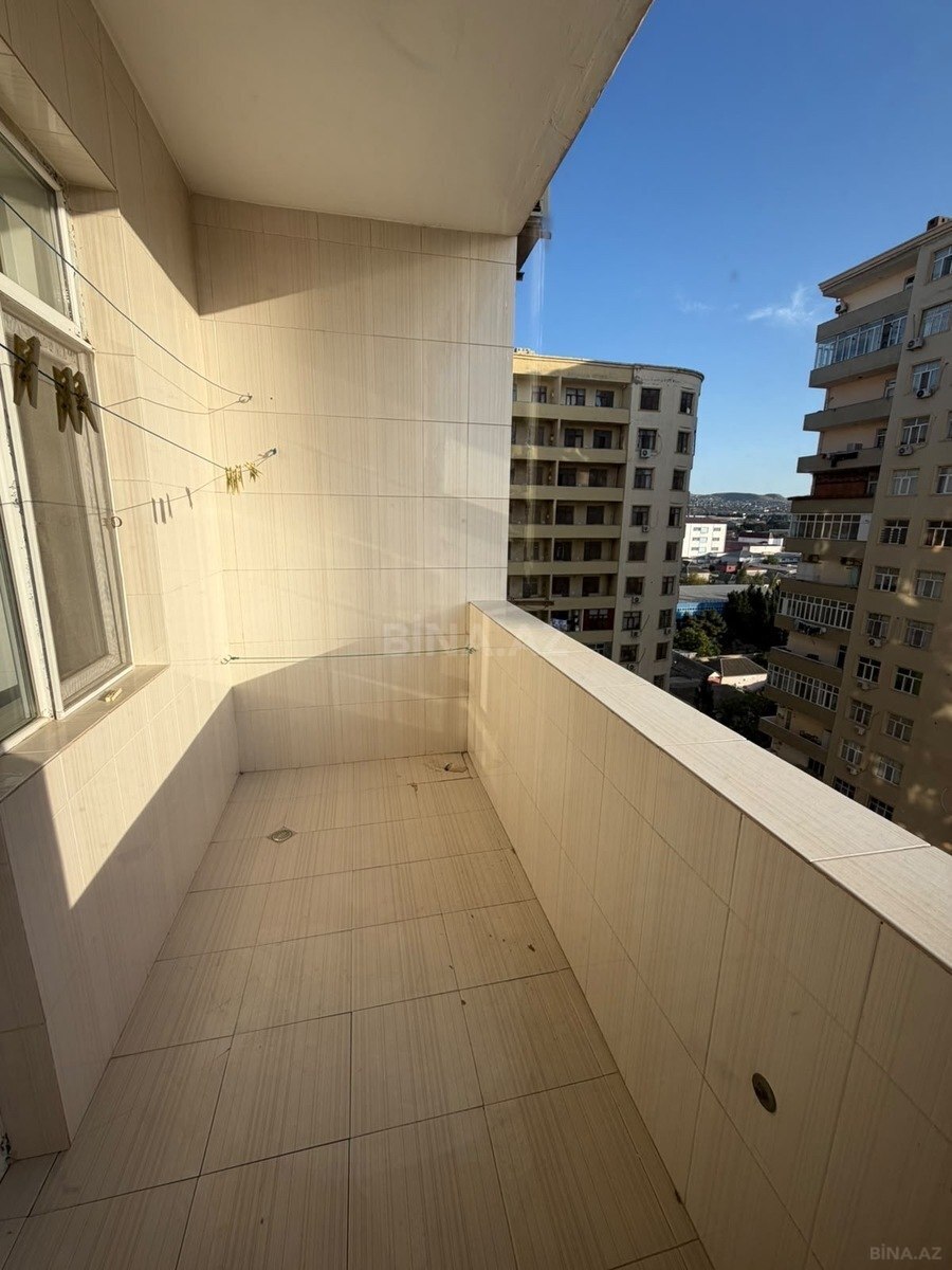 3 otaqlı Yeni tikili, Xırdalan