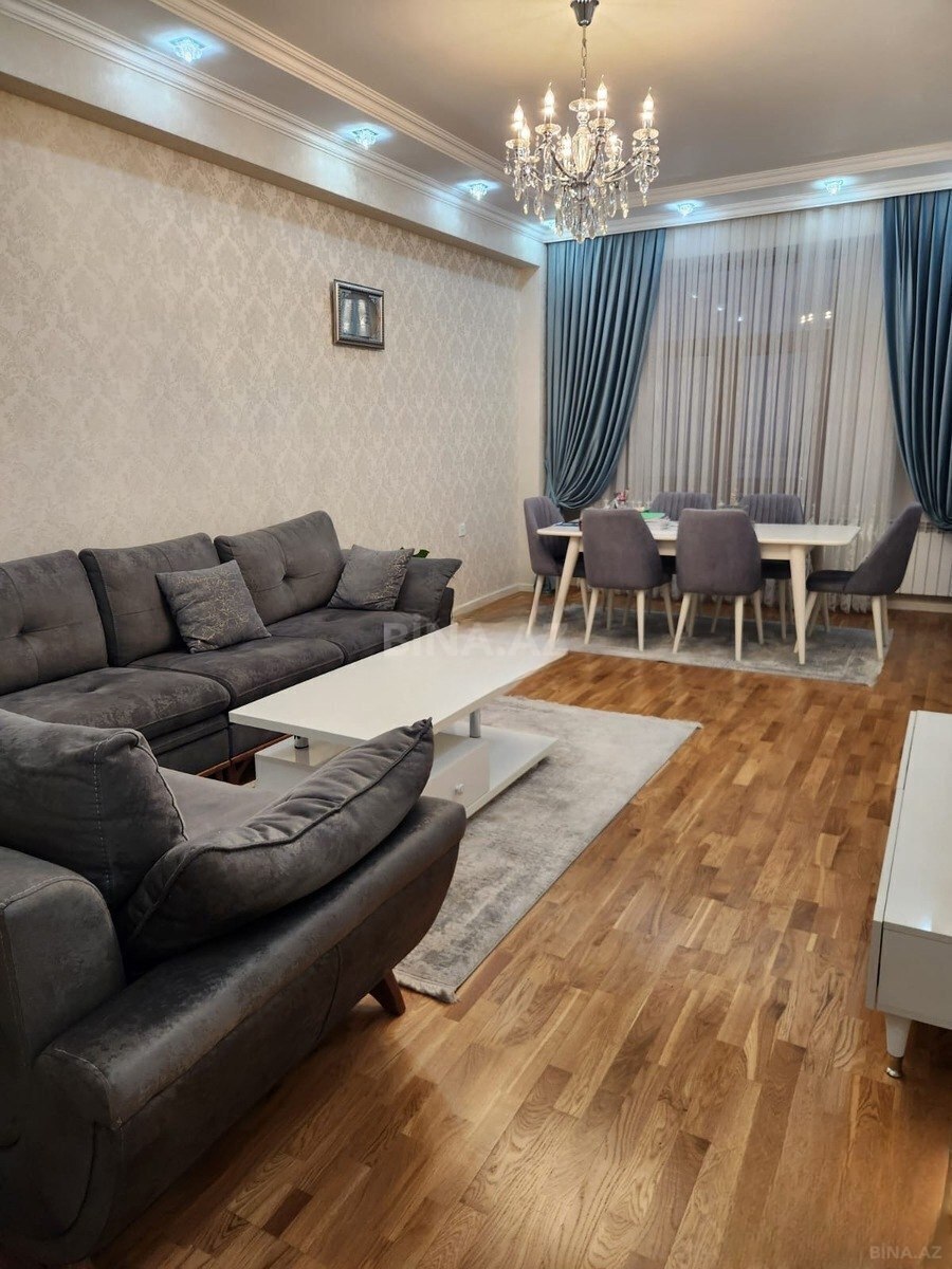 3 otaqlı Yeni tikili, Neftçilər m., Bakı