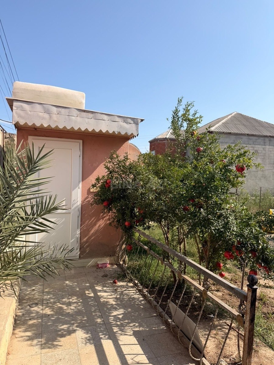 4 otaqlı Həyət evi/Bağ evi, Zabrat q., Bakı