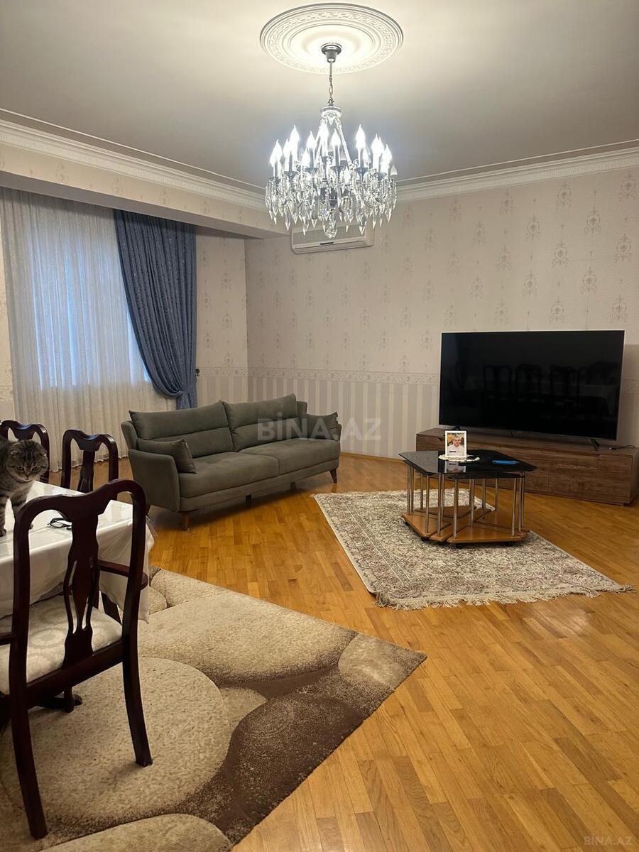 5 otaqlı Yeni tikili, Binəqədi r., Bakı