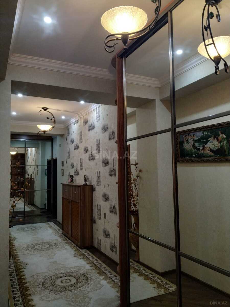 4 otaqlı Yeni tikili, Azadlıq Prospekti m., Bakı