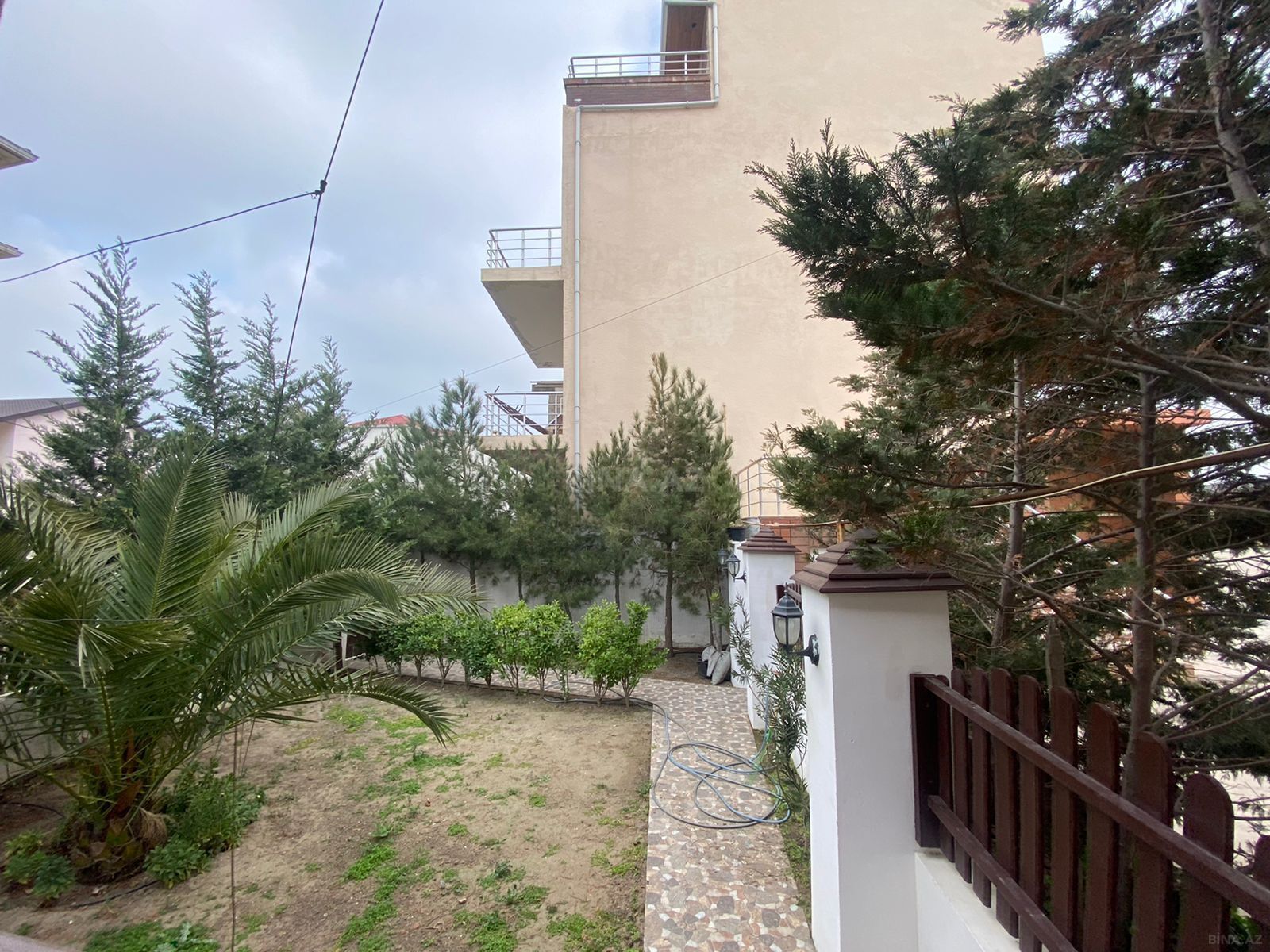 4 otaqlı Həyət evi/Bağ evi, Şüvəlan q., Bakı