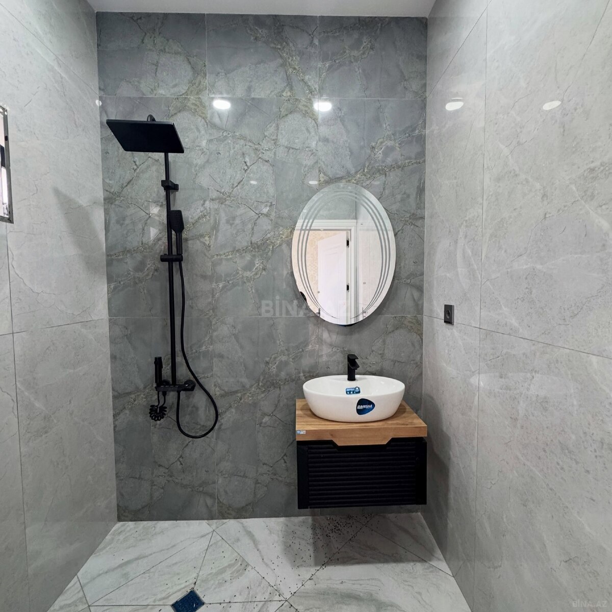 4 otaqlı Həyət evi/Bağ evi, Şüvəlan q., Bakı