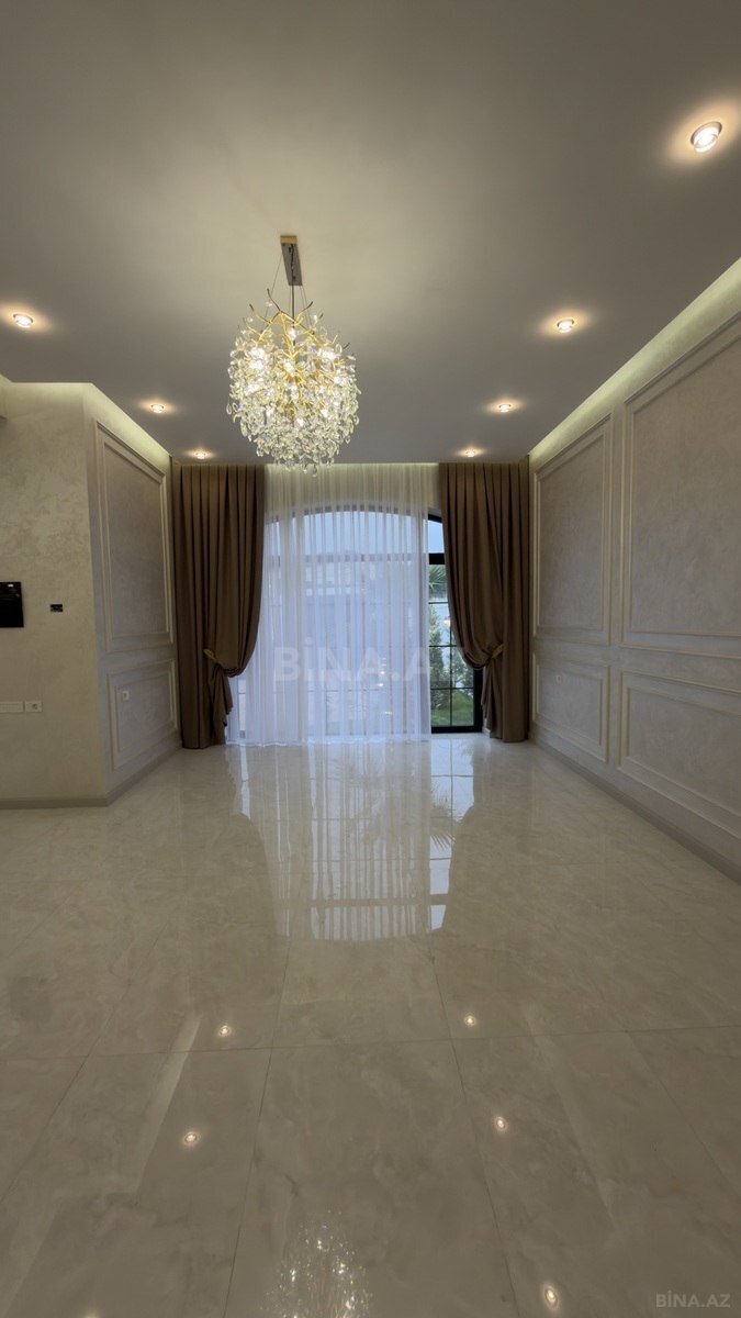 5 otaqlı Həyət evi/Bağ evi, Mərdəkan q., Bakı