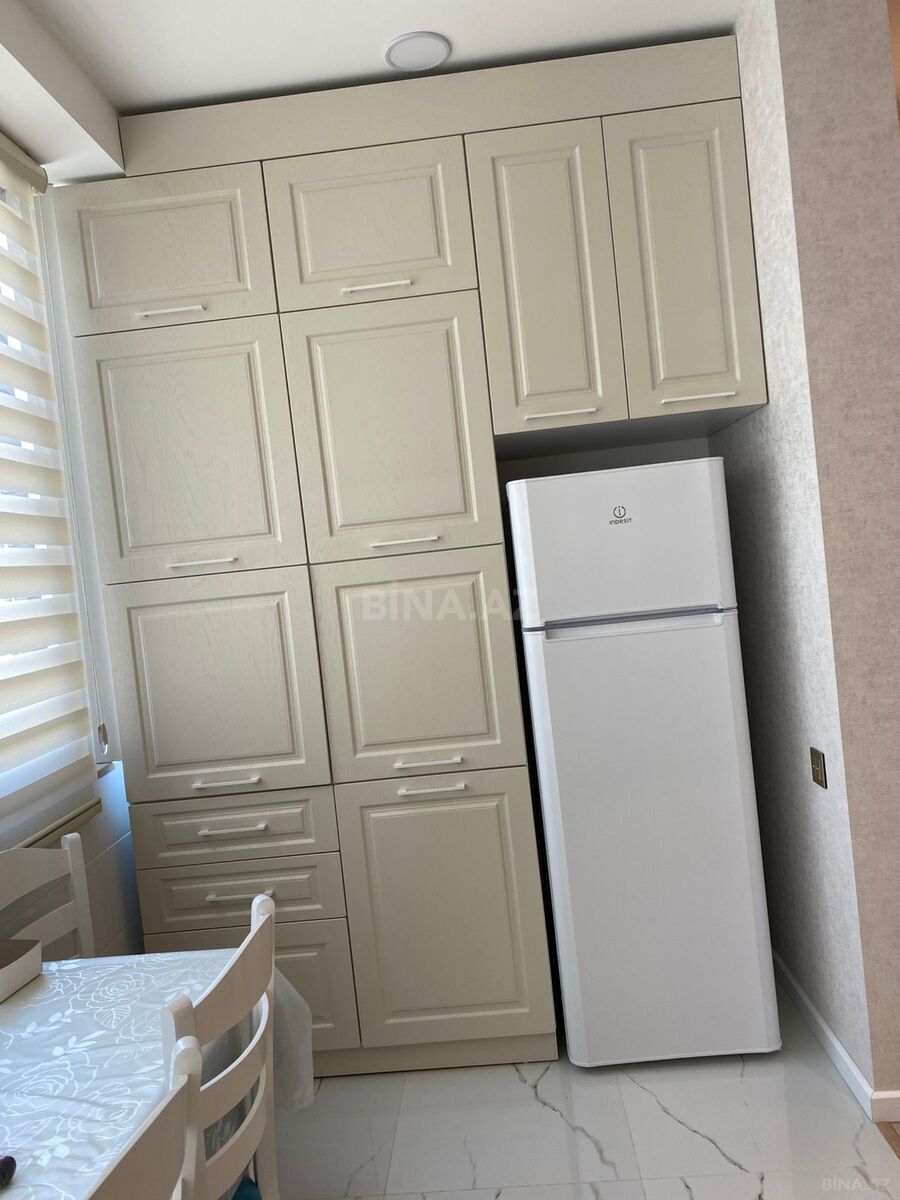 3 otaqlı Yeni tikili, Qara Qarayev m., Bakı
