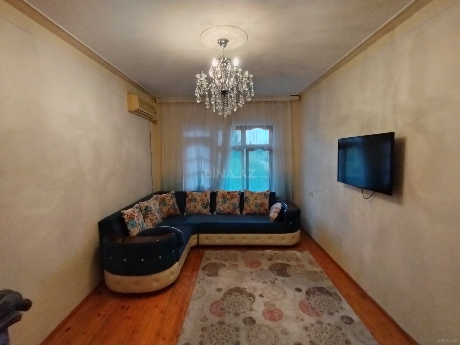 2 otaqlı Köhnə tikili, Xalqlar Dostluğu m., Bakı