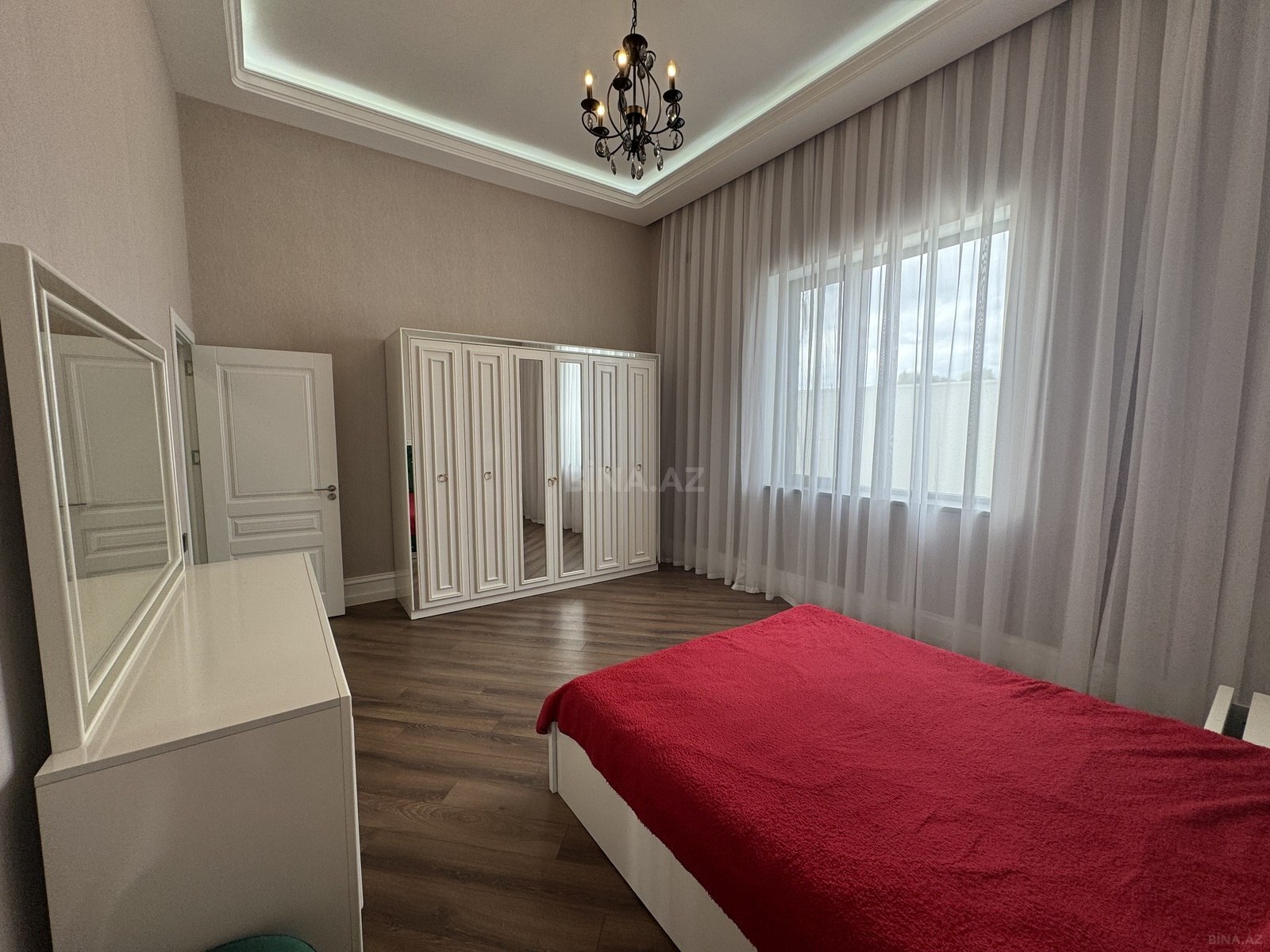 4 otaqlı Həyət evi/Bağ evi, Mərdəkan q., Bakı