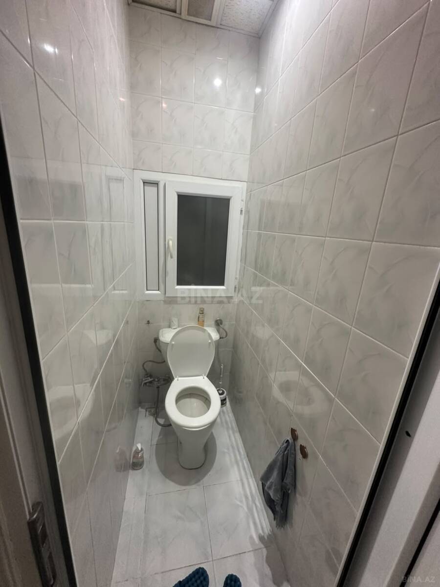5 otaqlı Köhnə tikili, Bakıxanov q., Bakı
