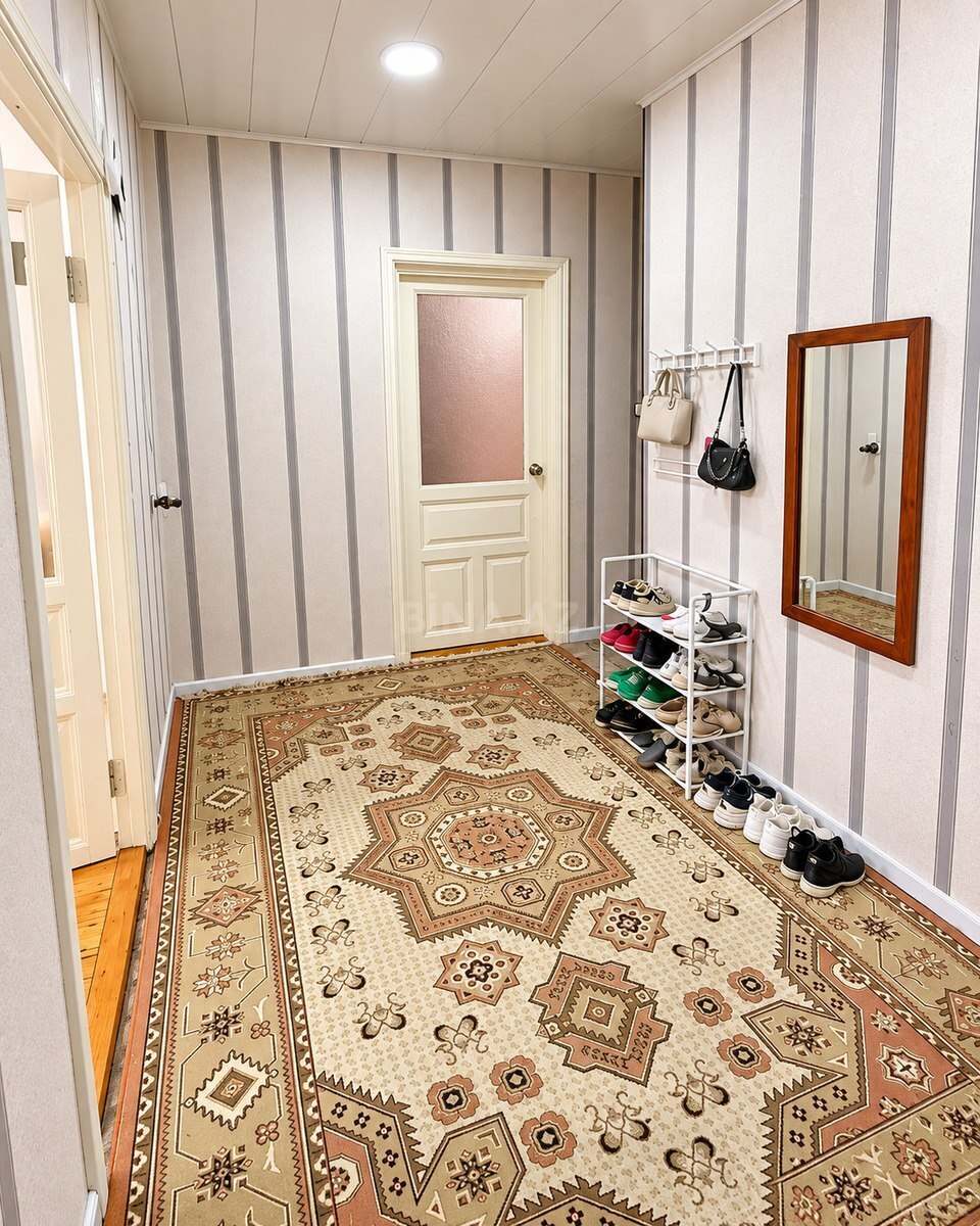3 otaqlı Köhnə tikili, Nəsimi m., Bakı