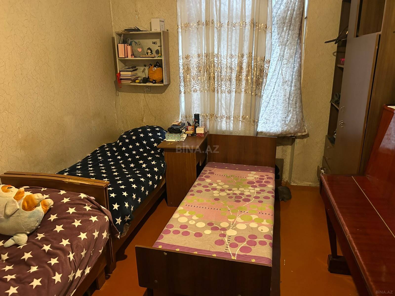 2 otaqlı Köhnə tikili, Elmlər Akademiyası m., Bakı