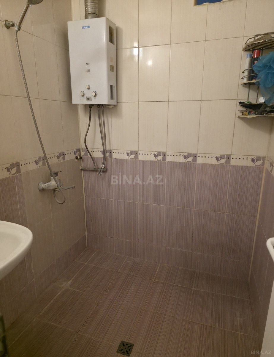 2 otaqlı Köhnə tikili, Memar Əcəmi m., Bakı