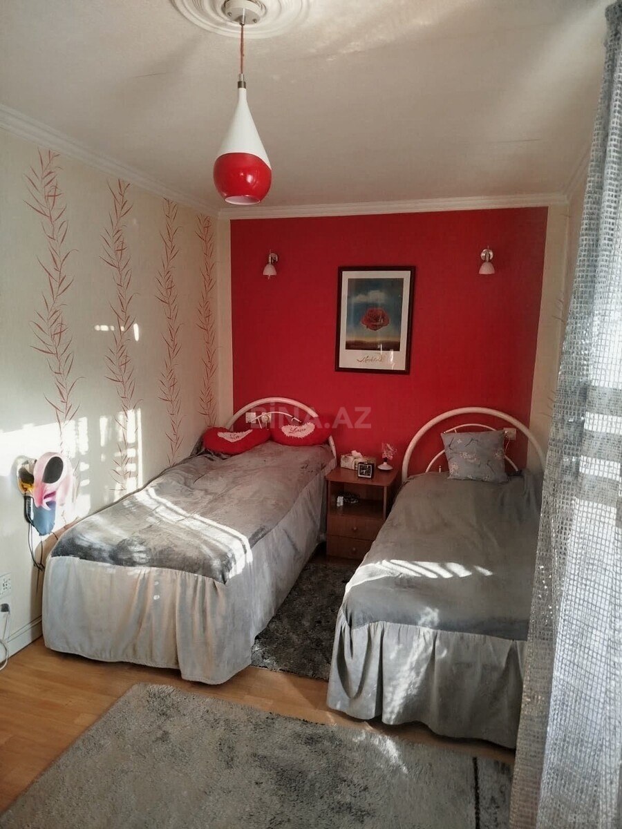 3 otaqlı Köhnə tikili, Gənclik m., Bakı