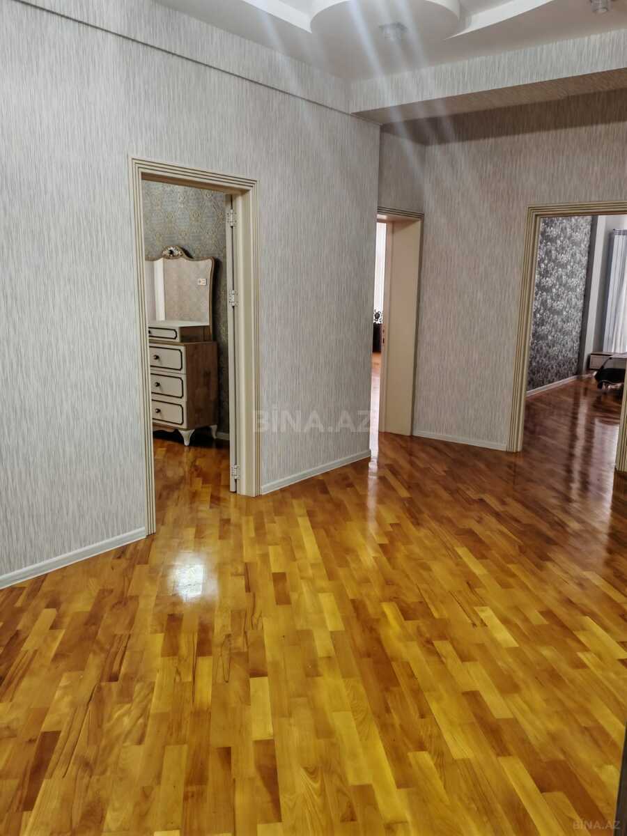 3 otaqlı Yeni tikili, Şah İsmayıl Xətai m., Bakı