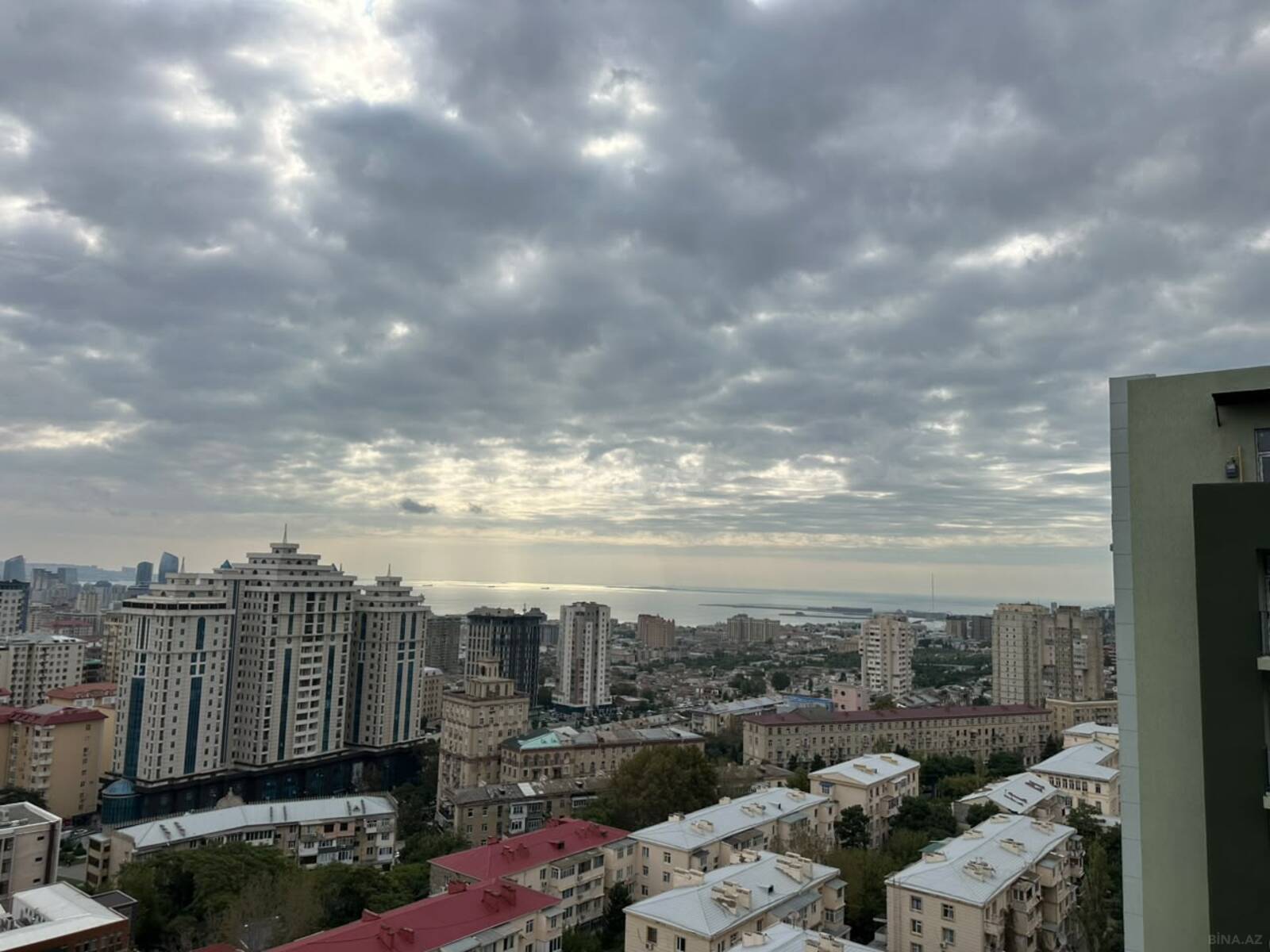 3 otaqlı Yeni tikili, Elmlər Akademiyası m., Bakı