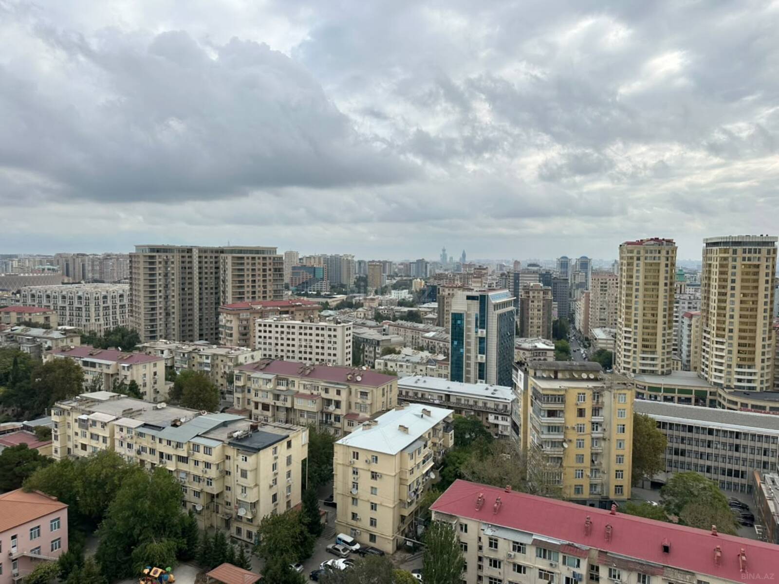 3 otaqlı Yeni tikili, Elmlər Akademiyası m., Bakı