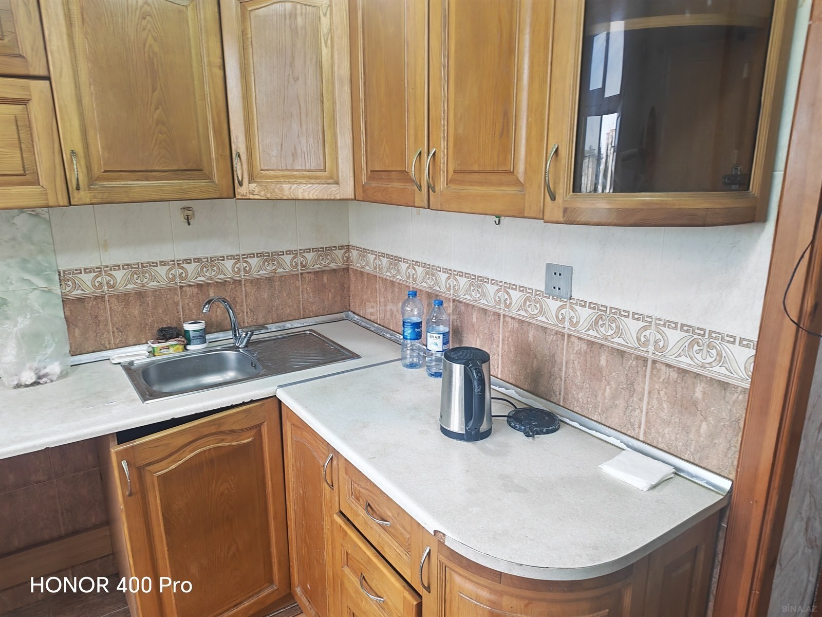 2 otaqlı Köhnə tikili, Neftçilər m., Bakı