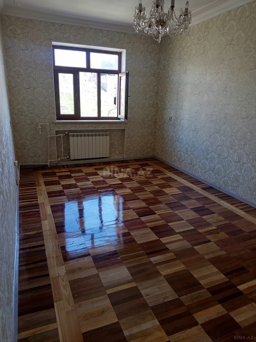 3 otaqlı Köhnə tikili, Həzi Aslanov m., Bakı