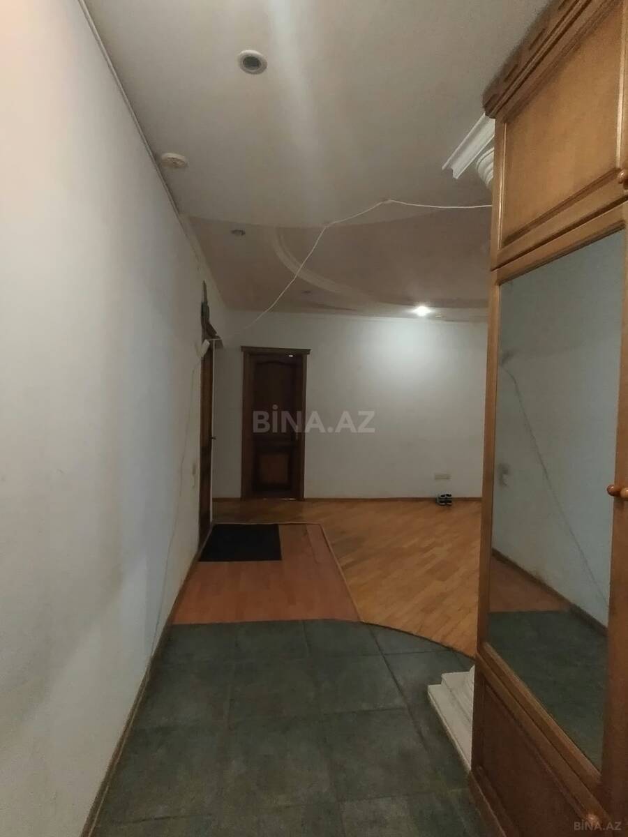4 otaqlı Yeni tikili, Nizami m., Bakı