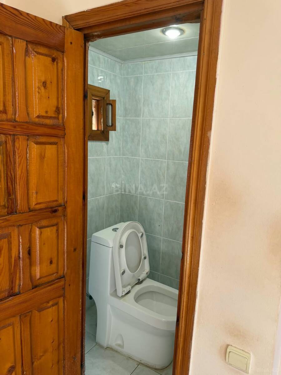 2 otaqlı Köhnə tikili, Nizami m., Bakı